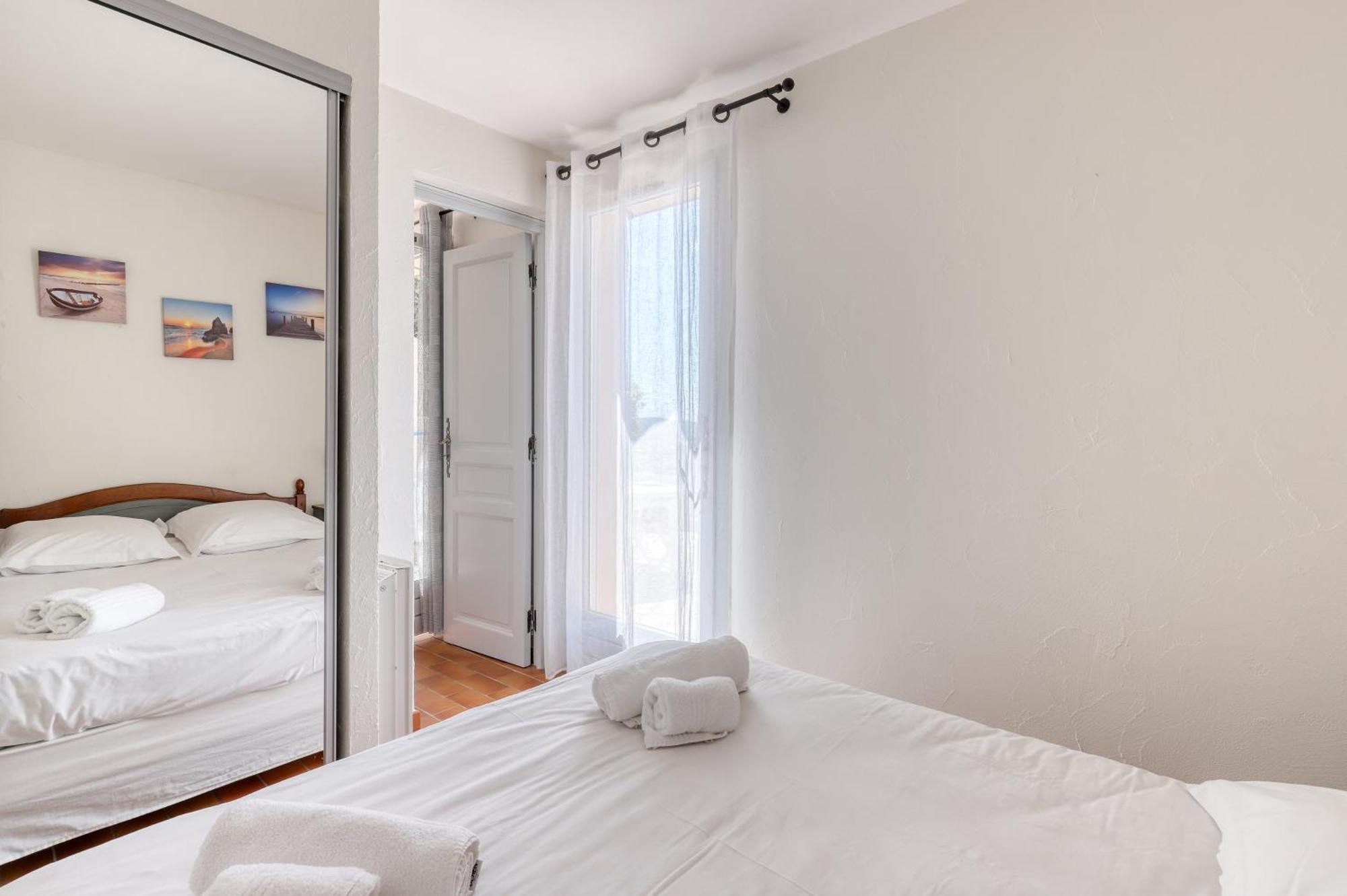 Apartamento Exceptional View In Saint-Clair For 4 People Le Lavandou Exterior foto