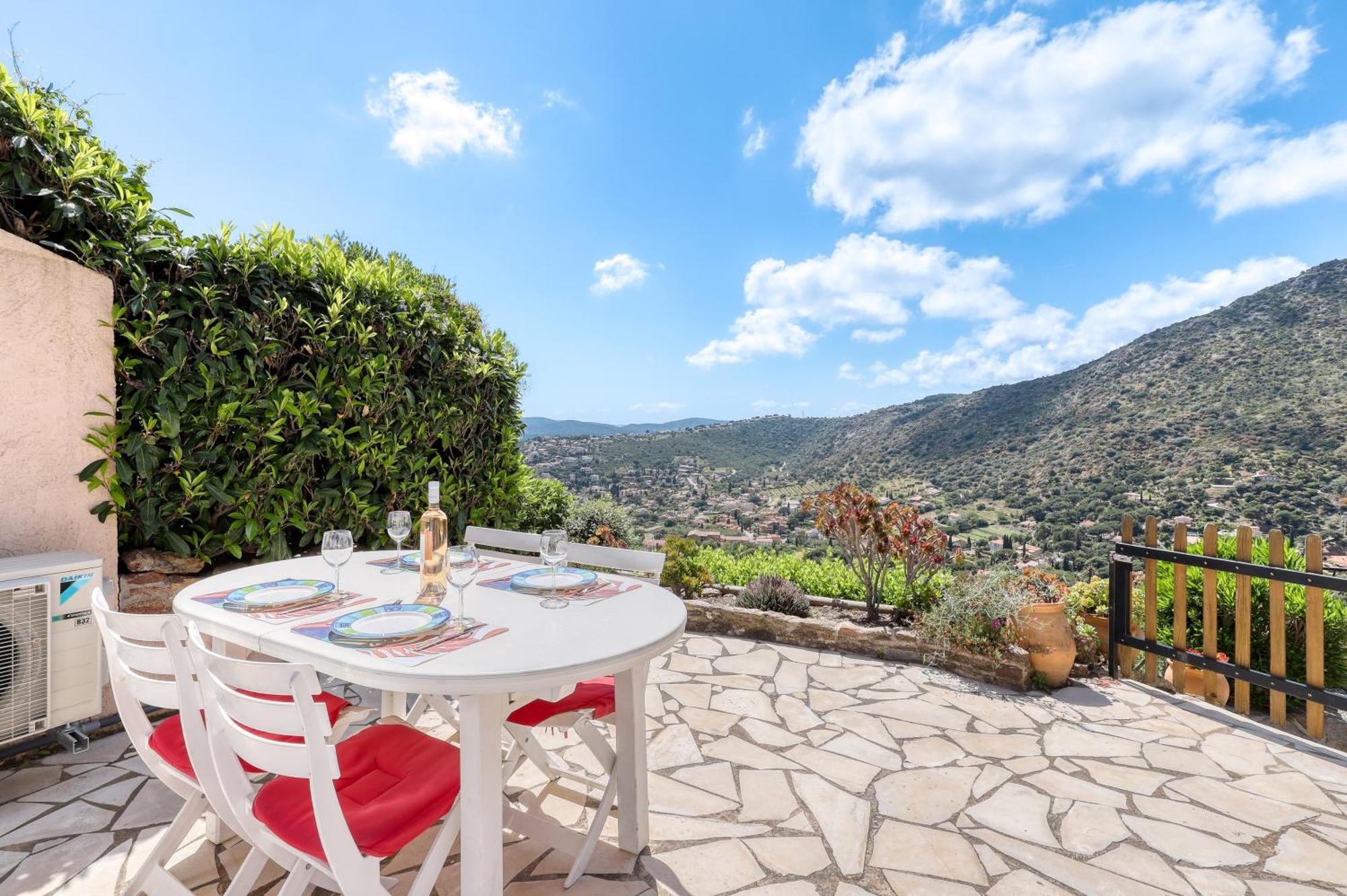 Apartamento Exceptional View In Saint-Clair For 4 People Le Lavandou Exterior foto